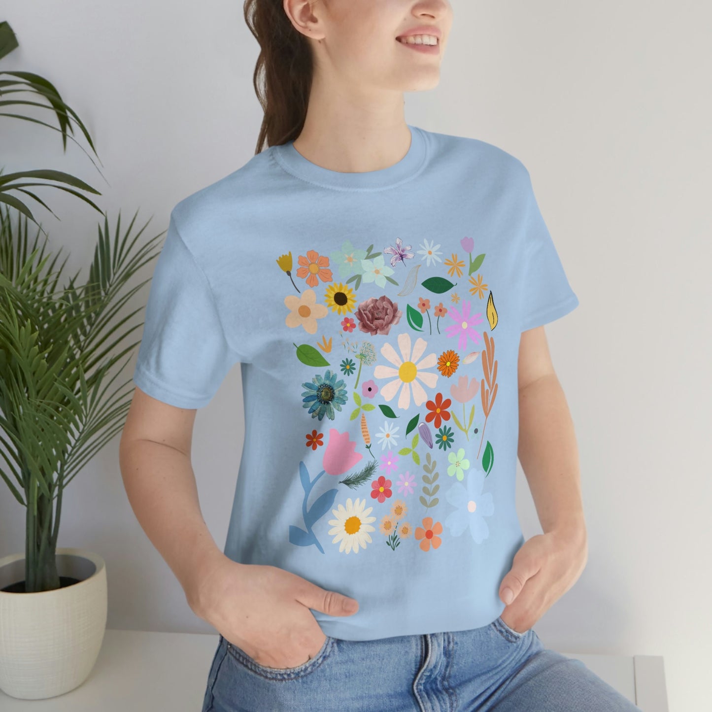 Flower Design T-Shirt Flowers Petals Field Nature Floral Unisex Tee