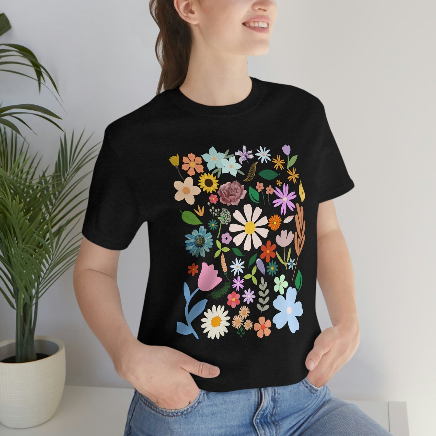 Flower Design T-Shirt Flowers Petals Field Nature Floral Unisex Tee