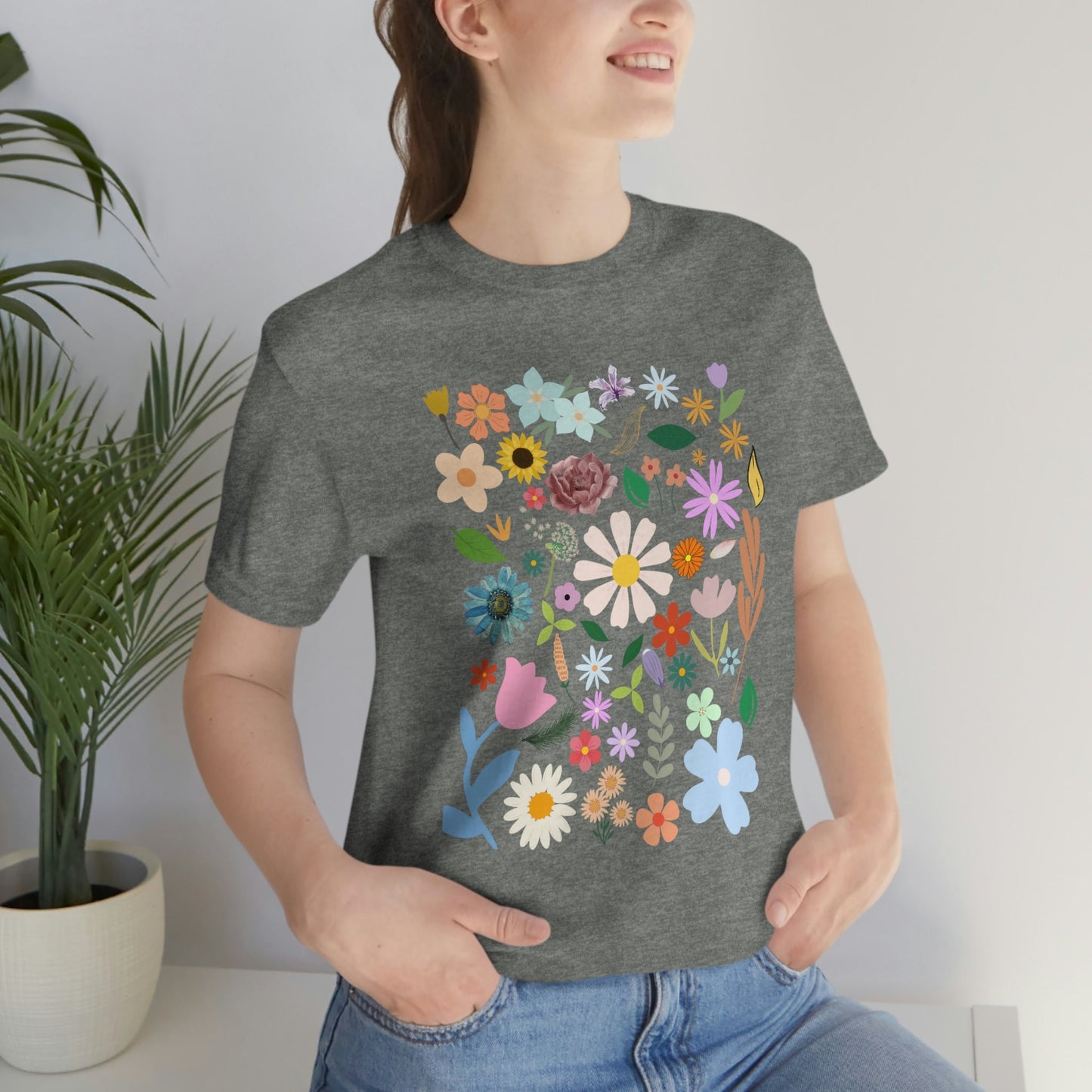 Flower Design T-Shirt Flowers Petals Field Nature Floral Unisex Tee